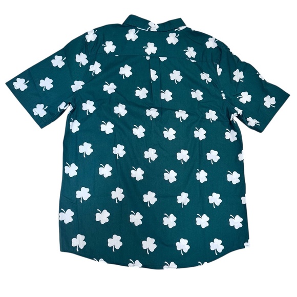MAD ENGINE GREEN W WHITE SHAMROCKS SHORT SLEEVE BUTTON DOWN ST PATRICKS SHIRT - Picture 3 of 9